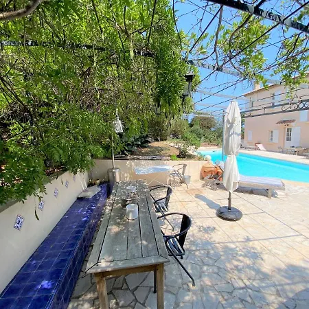 Des Orangers Villa